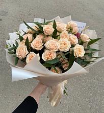 Букет Кремовые розы Латте в Рыбной Слободе