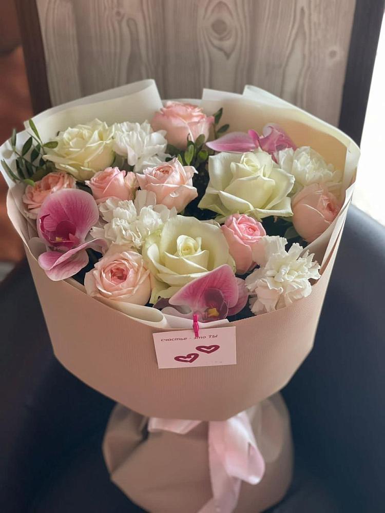 Букет цветов из: Орхидеи, Розы и Гвоздики в Рыбной Слободе