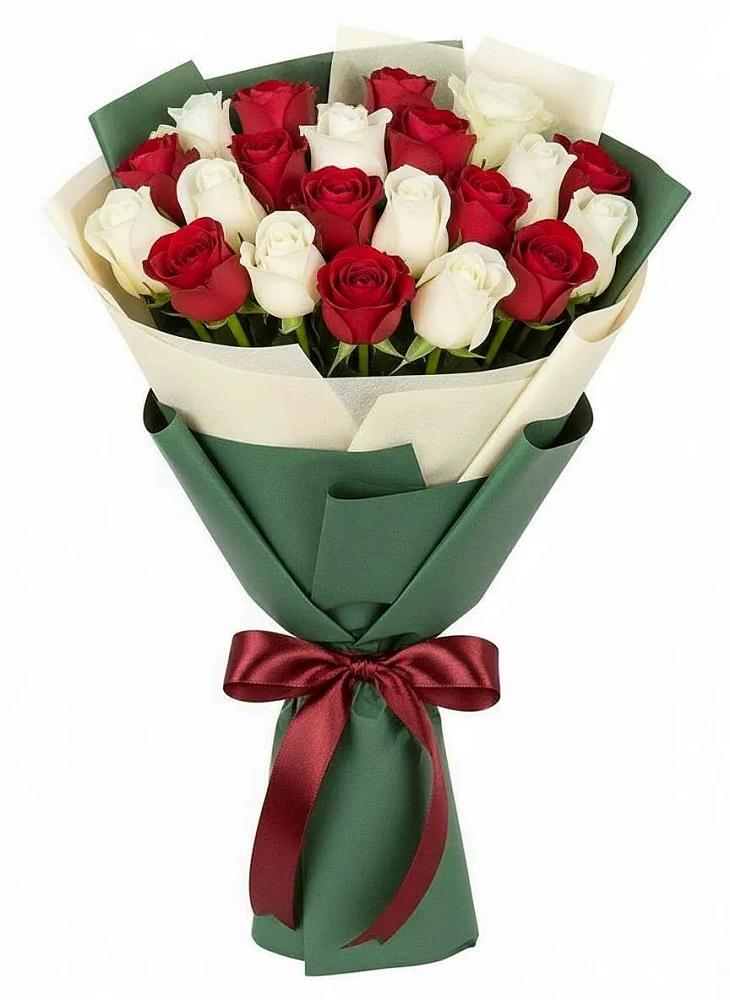 Букет Микс из красных и белых роз в Рыбной Слободе