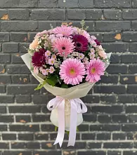 Букет цветов из:  Герберы и Хризантемы в Рыбной Слободе