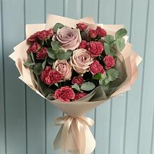 Букет цветов из:  Гвоздики и Розы #REPLACE_PRED# Рыбной Слободе