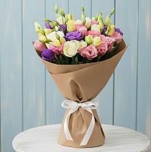 Букет цветов из:  Лизиантусы в Рыбной Слободе