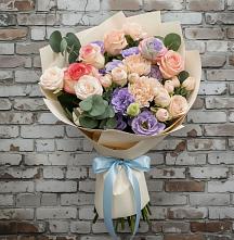 Букет цветов из:  Розы, Лизиантусы и Гвоздики #REPLACE_PRED# Рыбной Слободе